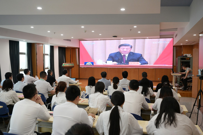 1.觀看習(xí)近平總書記在慶祝中國共產(chǎn)主義青年團成立100周年大會上的重要講話_副本.jpg